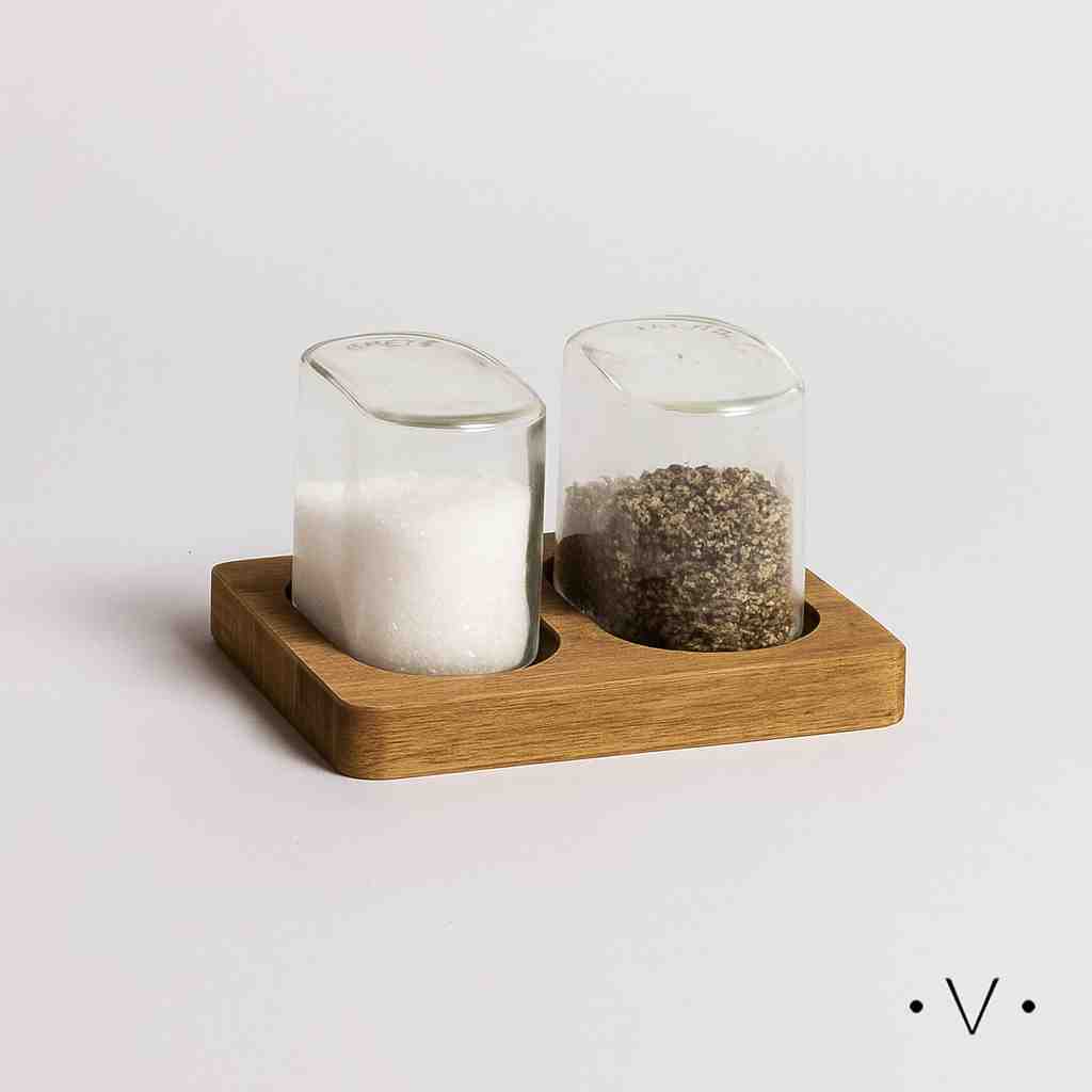 VASSA SET OF SALT AND PEPPER SHAKERS 150ML