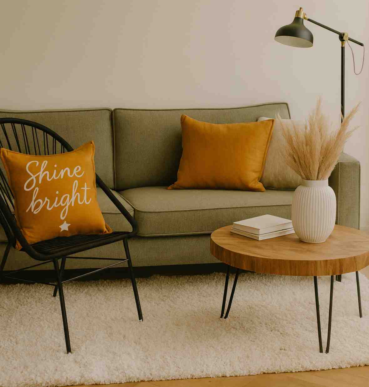 ALMOHADON COMPLETO SHINE BRIGHT MOSTAZA 40X40CM