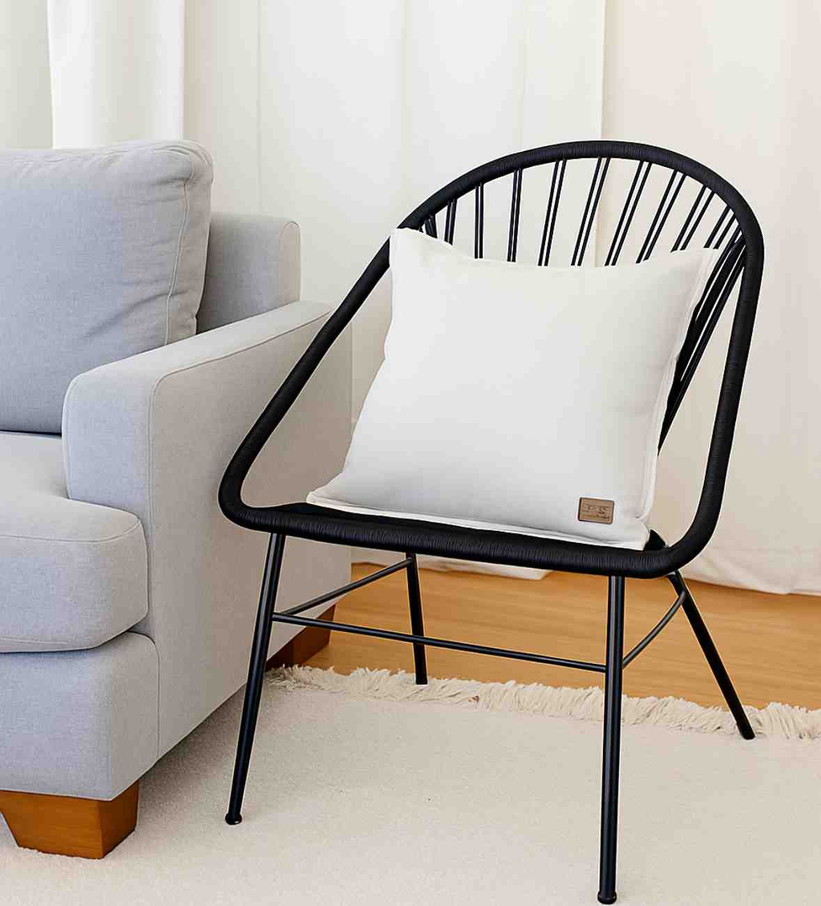 ALMOHADON COMPLETO GRIS CLARO 40X40CM