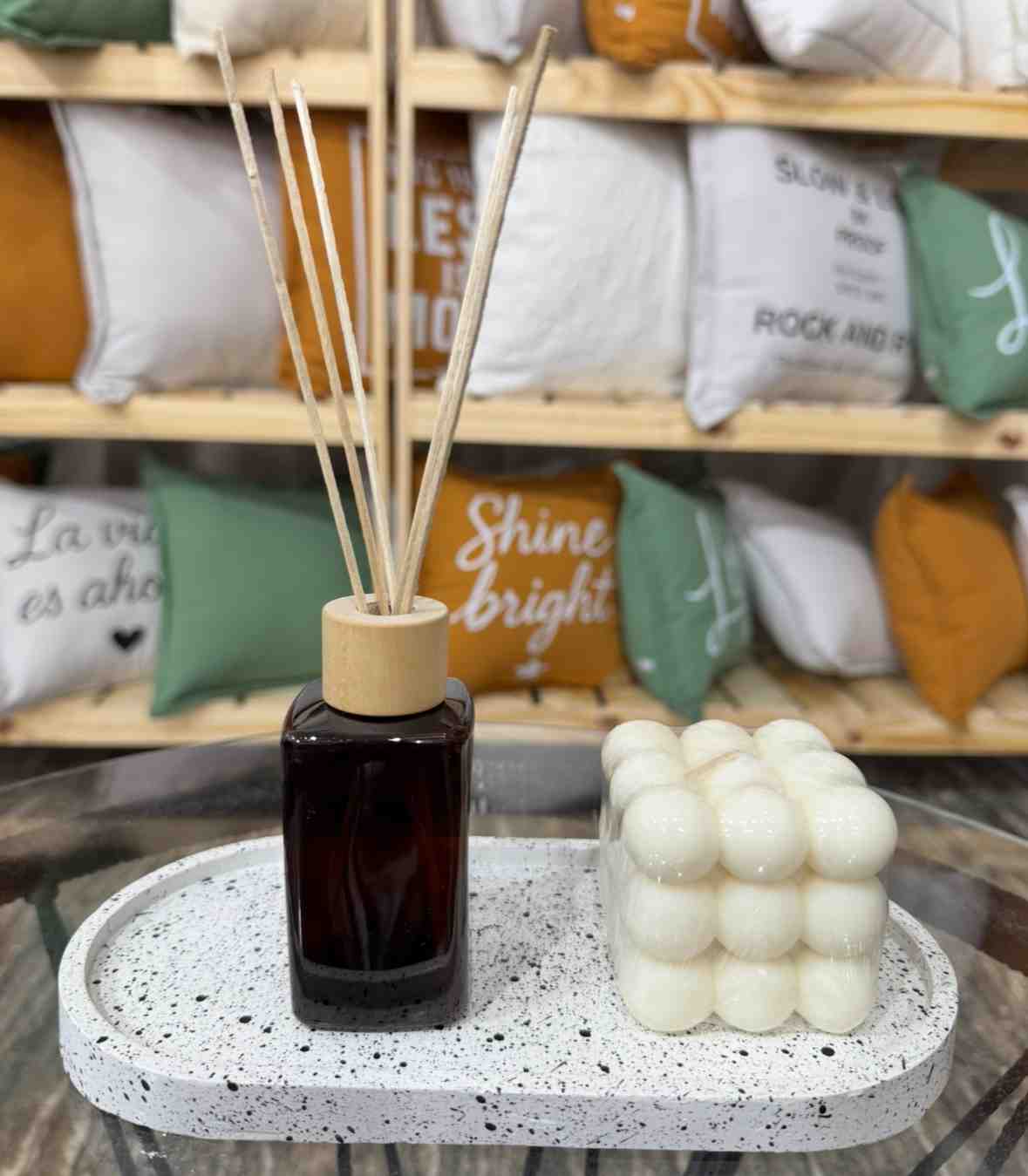 CONTENEDOR DIFUSOR FLOR CON TAPA DE MADERA  125CC